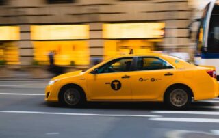 What's the difference between taxis and private car hires